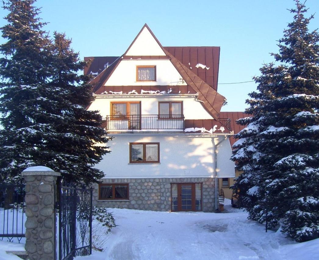 Janosik Apartment Бустрик Екстериор снимка