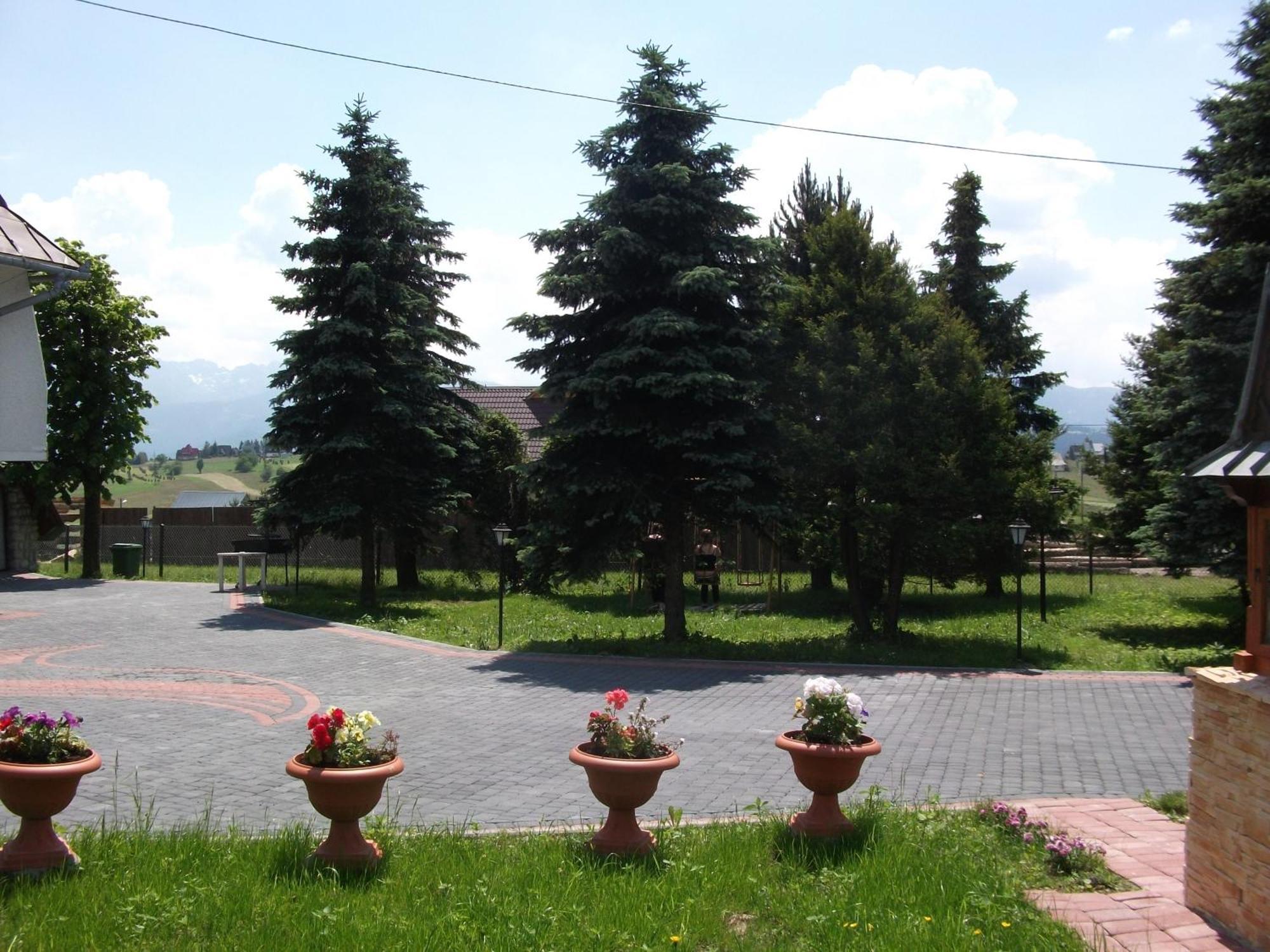 Janosik Apartment Бустрик Екстериор снимка