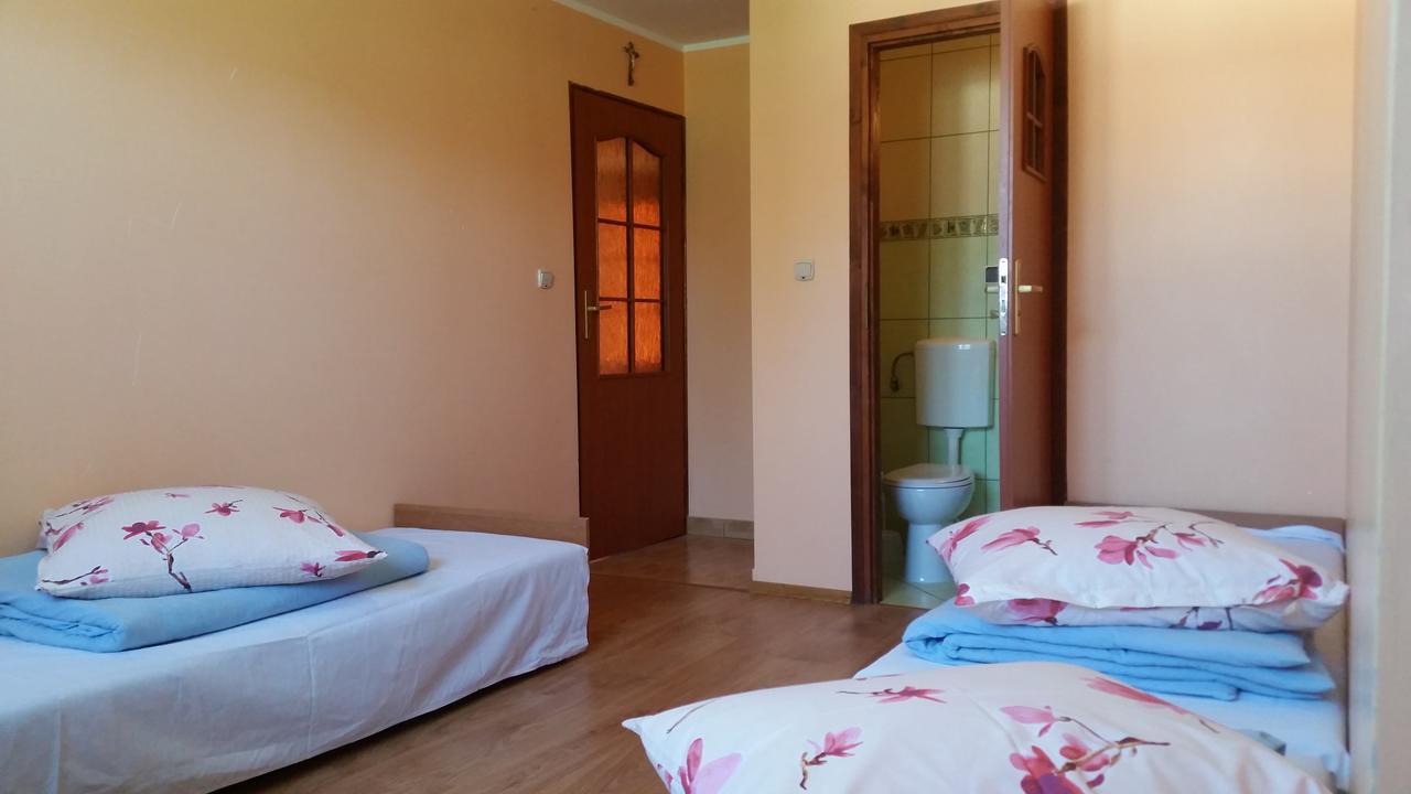 Janosik Apartment Бустрик Екстериор снимка